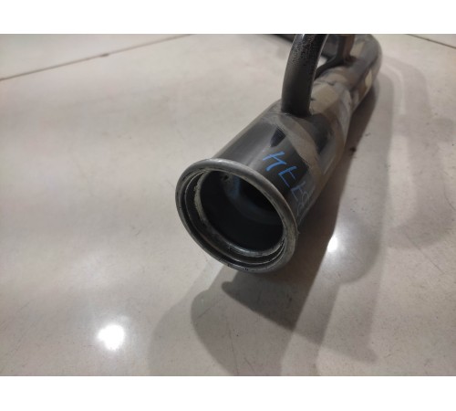 Горловина топливного бака