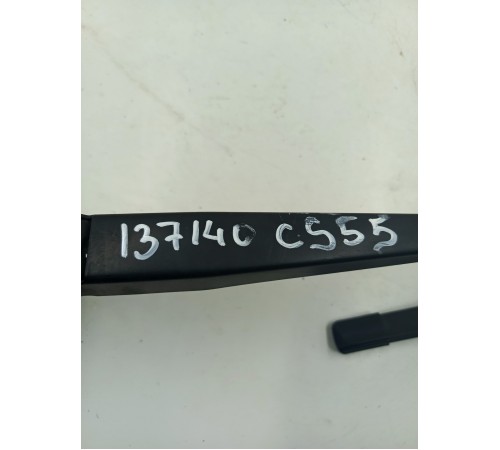 Поводок стеклоочистителя левый