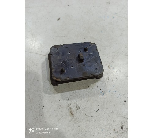 Кронштейн(крепление) задний левый