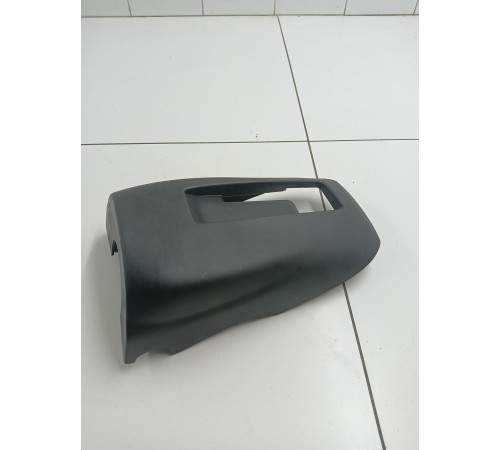 Кожух рулевой колонки нижний