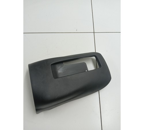 Кожух рулевой колонки нижний