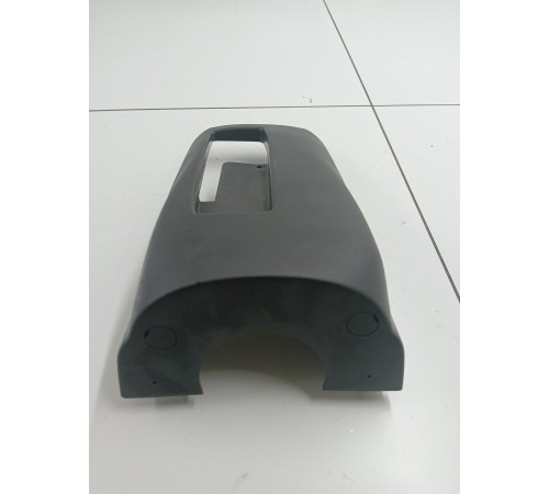 Кожух рулевой колонки нижний