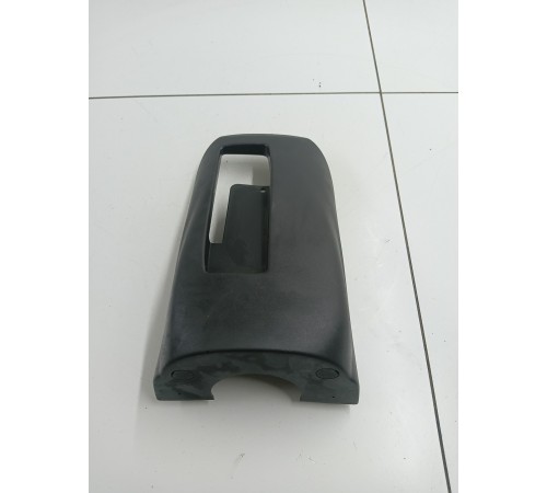 Кожух рулевой колонки нижний