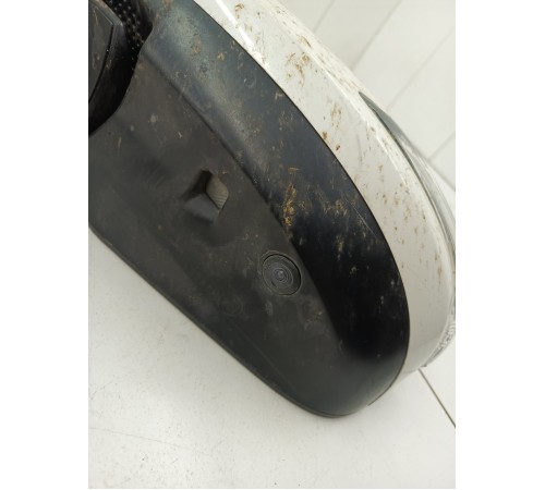 Зеркало заднего вида левое