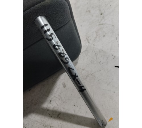 Подголовник сиденья