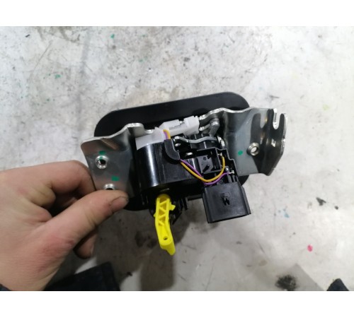 Замок двери крышки хлопушки багажника