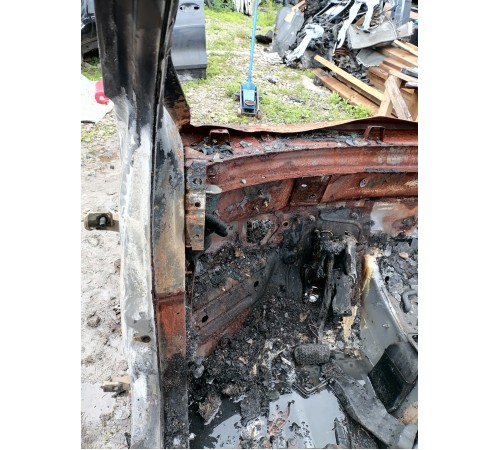 Лонжерон передний левый