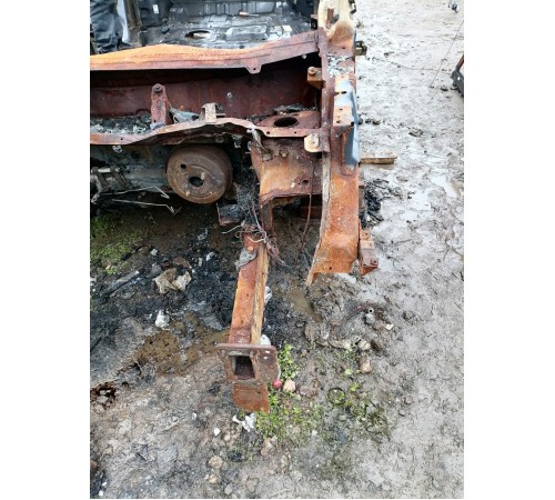 Лонжерон передний левый