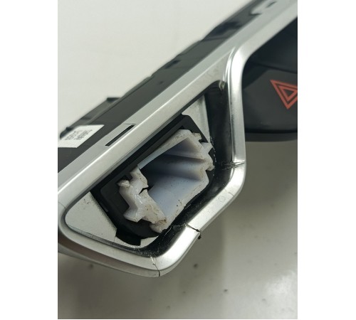 Блок управления климатом передний