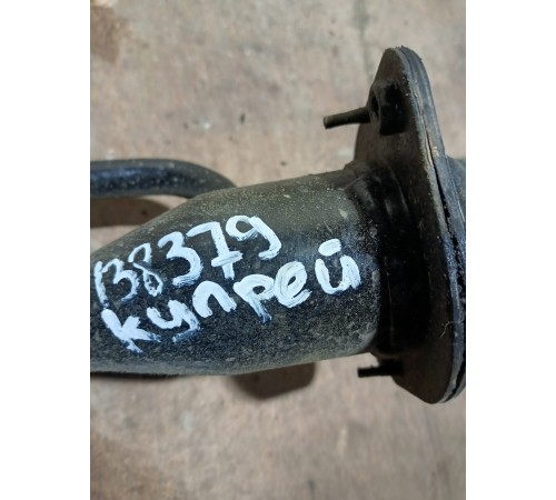 Горловина топливного бака