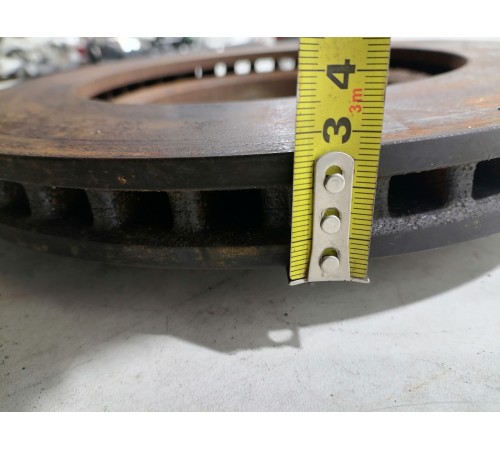 Тормозной диск передний