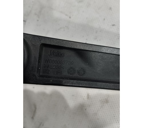 Поводок стеклоочистителя(левый)