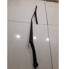 Поводок стеклоочистителя(правый)