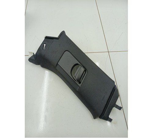 Обшивка стойки задняя левая