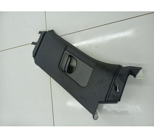 Обшивка стойки задняя левая