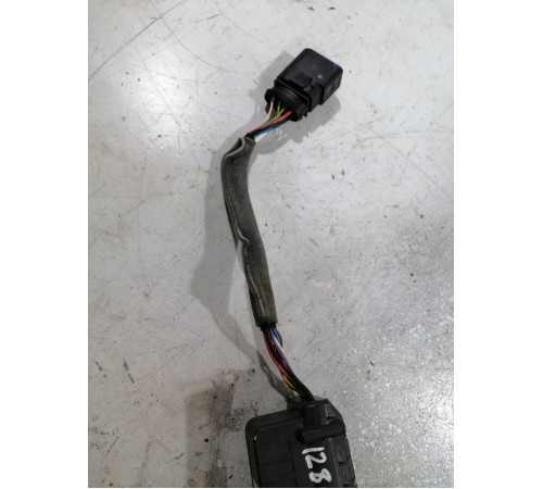 Электропривод открывания двери передний правый