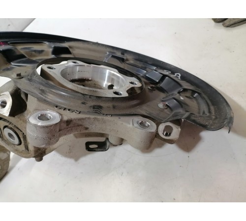 Кулак поворотный задний правый