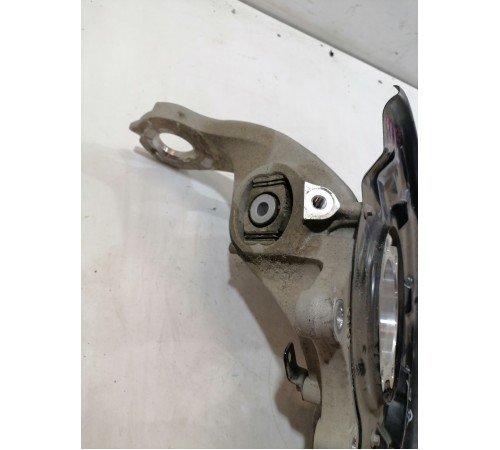 Кулак поворотный задний правый