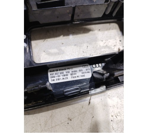 Накладка переключателя света декоративная передняя левая