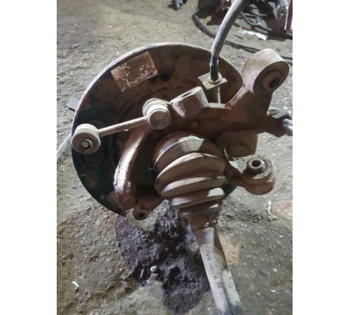 Привод (полуось) задний левый в сборе