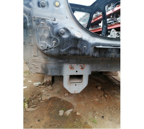 Задняя панель кузова