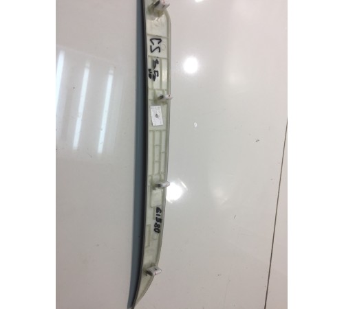 Декоративнпя накладка бардачка