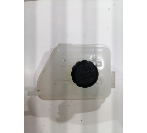 Бачок расширительный охлаждающей жидкости