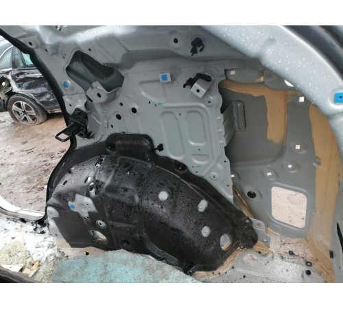 Крыло заднее правое