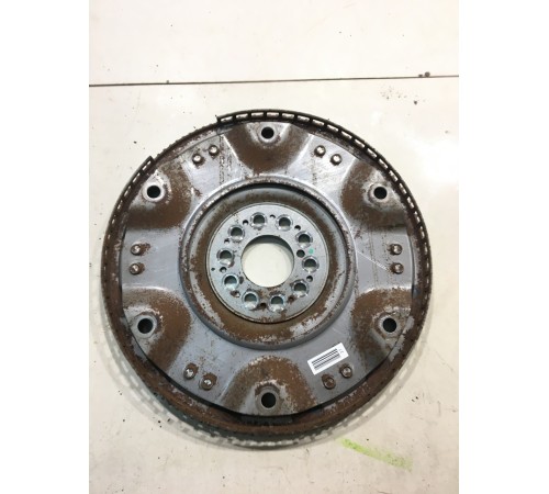 Маховик двигателя