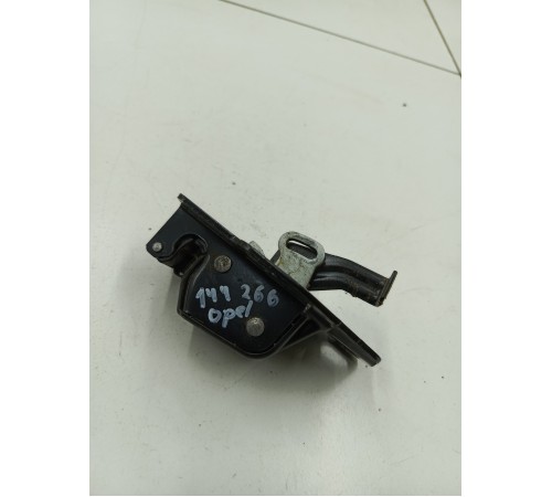 Замок двери задней правой