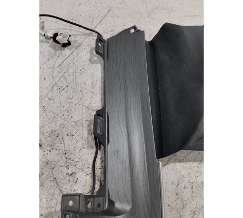 Накладка торпедо декоративная левая