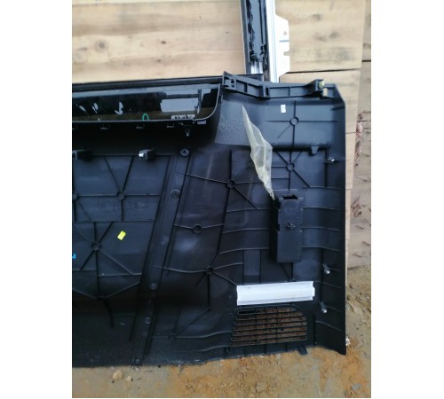 Обшивка багажника левая