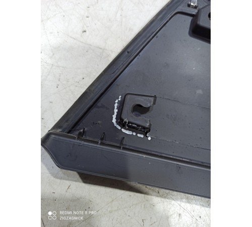 Накладка крыла(задняя правая)