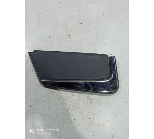 Накладка крыла(задняя правая)