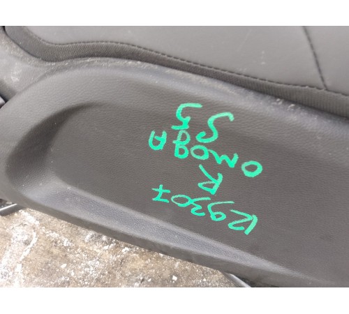 Сиденье переднее правое