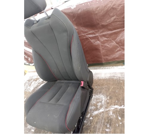 Сиденье переднее правое