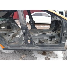 Порог со стойкой правый