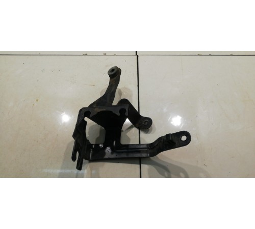 Кронштейн блока ABS