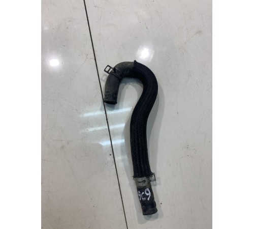 Патрубок системы охлаждения