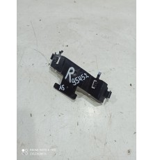 Кронштейн(крепление) обшивки стойки правый