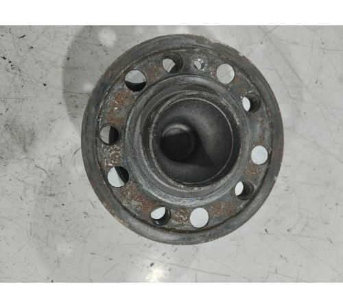 Ступица передняя левая