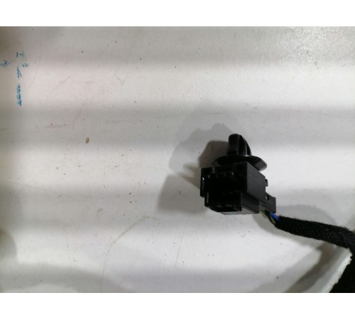 Проводка обшивки задней правой двери