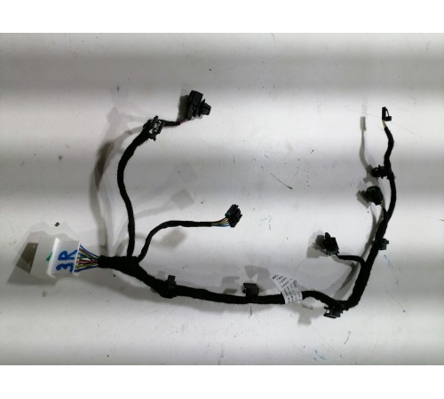 Проводка обшивки задней правой двери