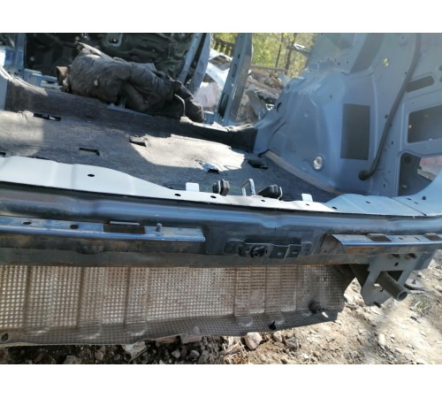 Задняя панель кузова