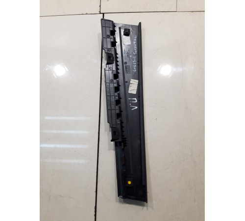 Накладка двери (передняя, левая)