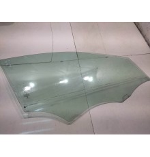 Стекло двери(переднее правое)