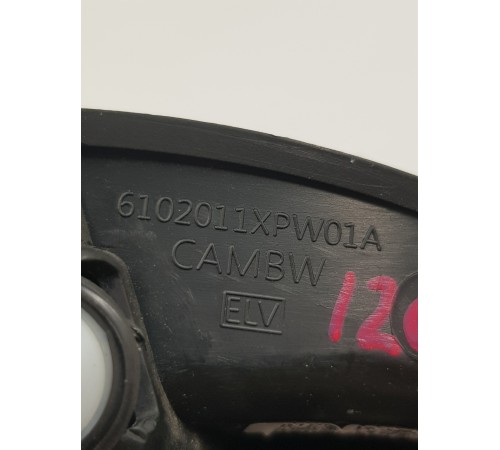 Уголок с динамиком передний левый