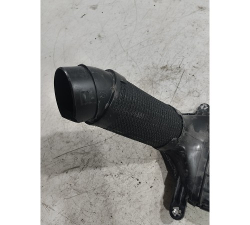 Патрубок воздушного фильтра