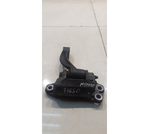 Кронштейн АКПП