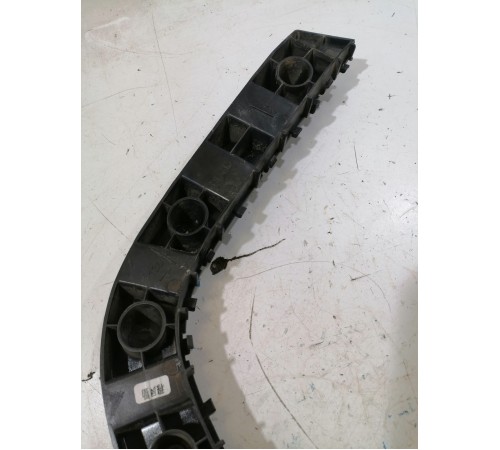 Кронштейн заднего бампера левый